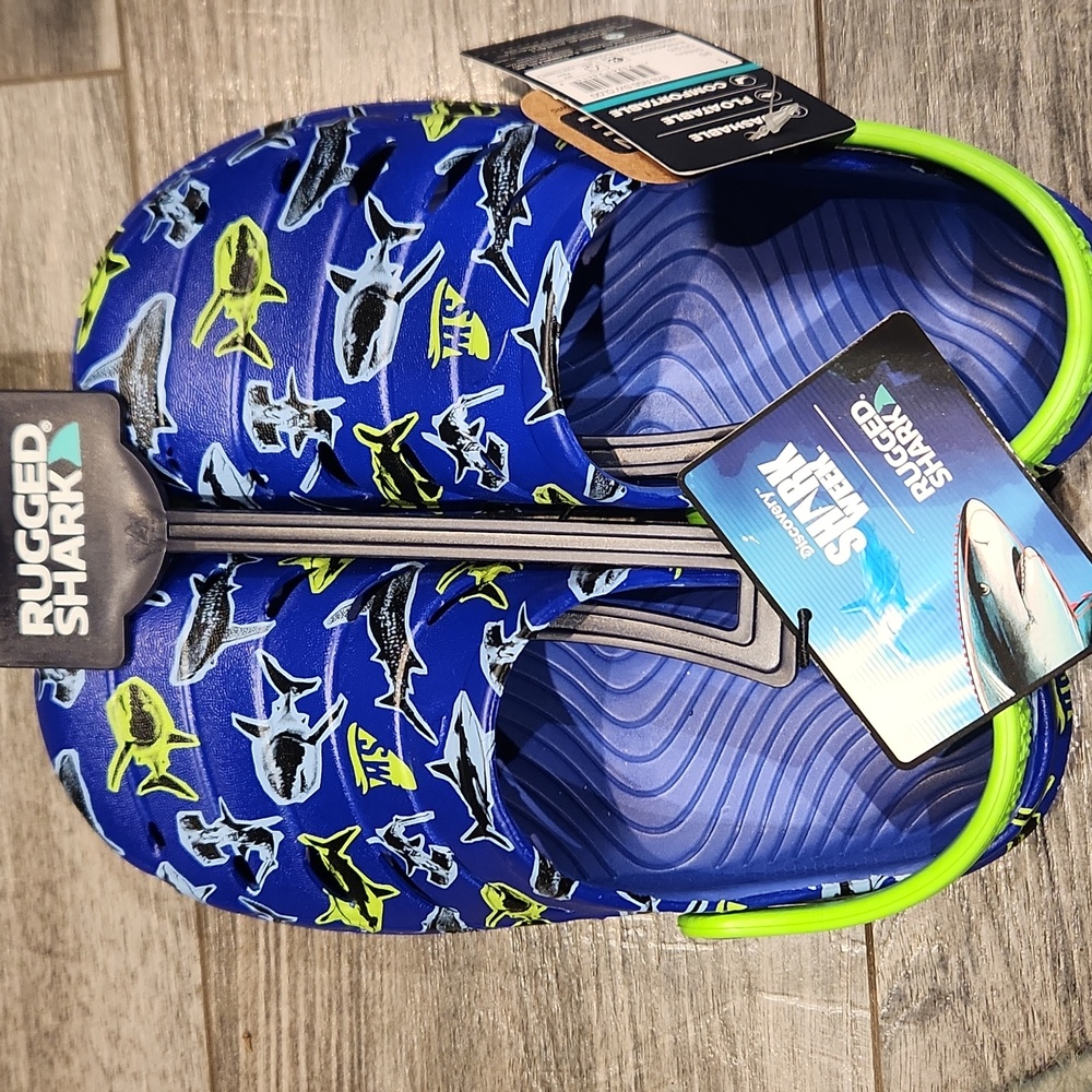 NWT Rugged Shark Discover Shark Week Kid's Sz 1 Sandals - Picture 2 of 9
